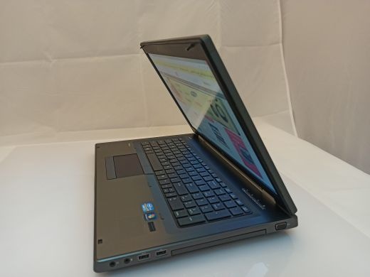 لپتاپ استوک اچ پی مدل HP ZBOOK 15 G3